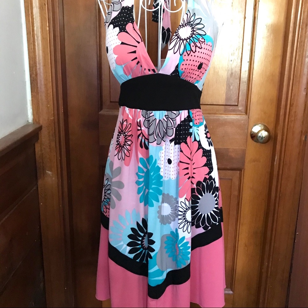 Floral Halter Dress 👗